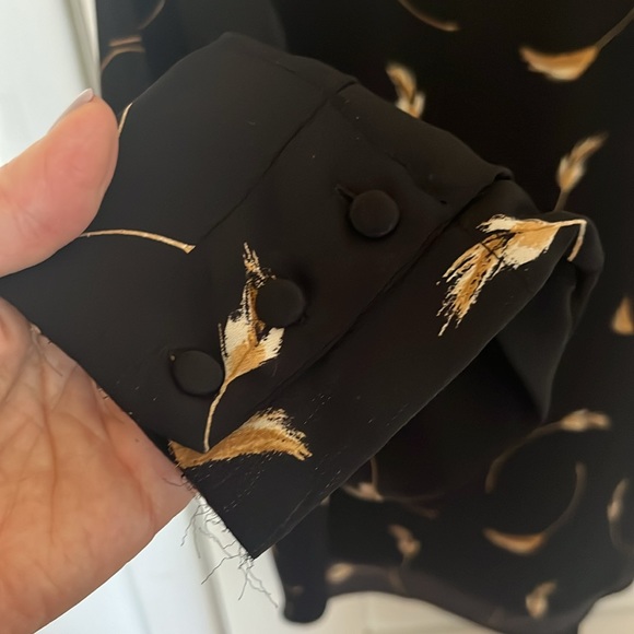 RW & Co. Blouse with Bowtie Neckline - Picture 4 of 5